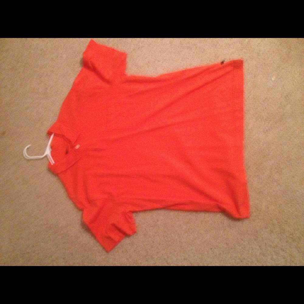 I am selling an XL athletic fit collared shirt.